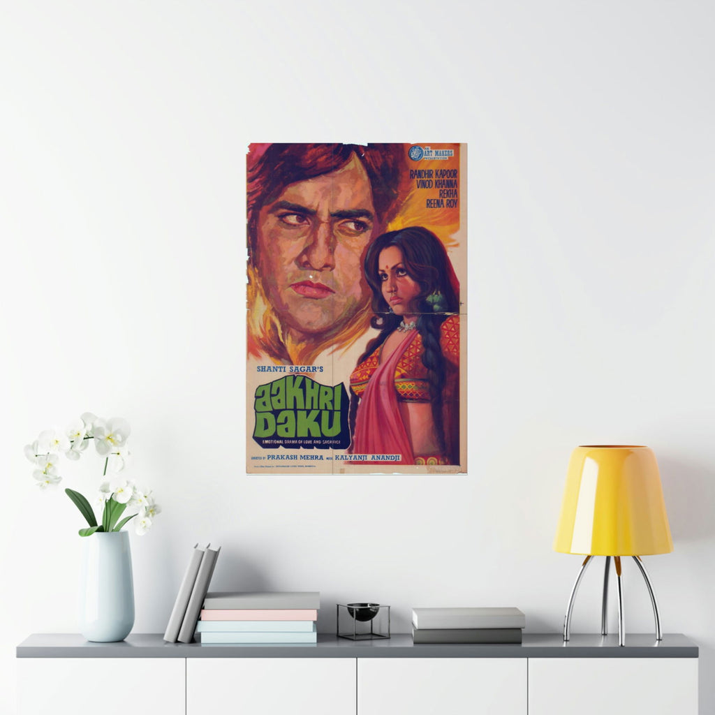 Aakhri Daku (1978) Bollywood Poster - Premium Matte Vertical Posters - www.desimovies.biz