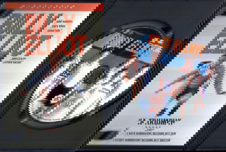 Billy Elliot (2000) - DVD - www.desimovies.biz