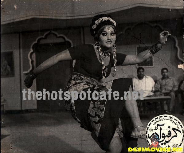 Curfew Order (1978) Movie Still - www.desimovies.biz