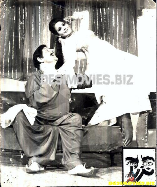 Nazra (1983) Movie Still 6 - www.desimovies.biz