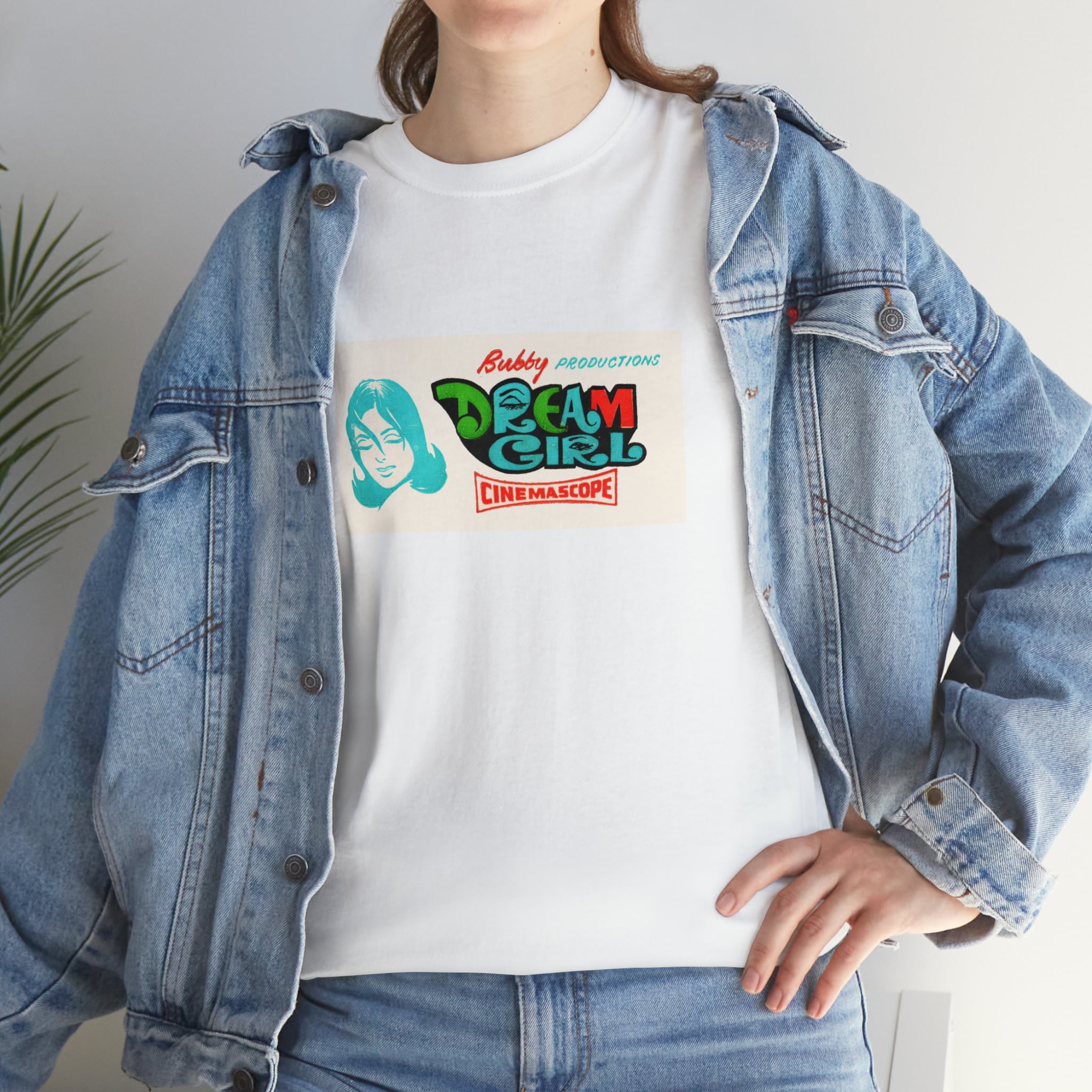 Dream Girl & Miss Khatarnak - Heavy Cotton Tee - www.desimovies.biz