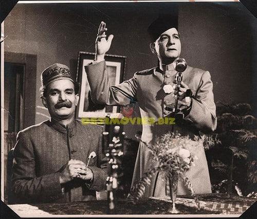 (1950) Bollywood Movie Still - www.desimovies.biz