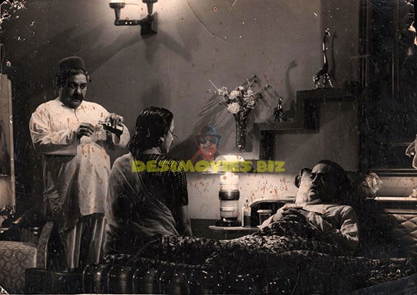 (1950) Bollywood Movie Still - www.desimovies.biz