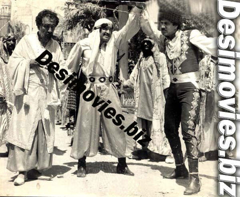 Aab e Hayat (1982) Movie Still - www.desimovies.biz