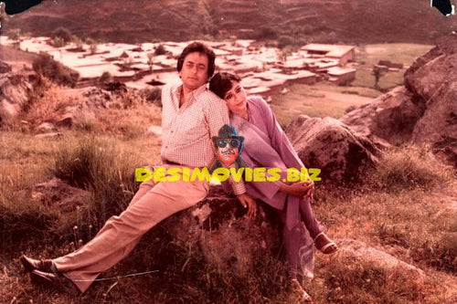 Aahat (1982) Movie Still - www.desimovies.biz