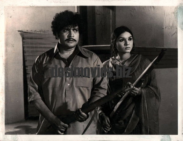 Aaliya & Iqbal Hassan - Lollywood Stars - www.desimovies.biz