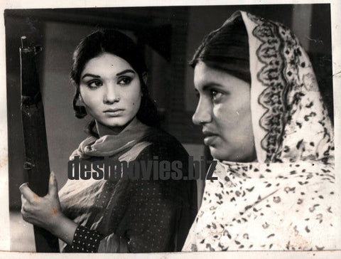 Aaliya & Nabeela - Lollywood Stars - www.desimovies.biz