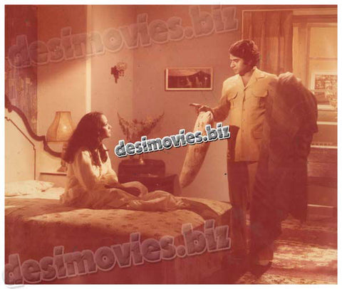 Aazmaish (1980) Movie Still 1 - www.desimovies.biz