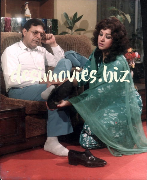 Acchoo 302 - Naghma & Masood Akhtar (1989) Movie Still - www.desimovies.biz