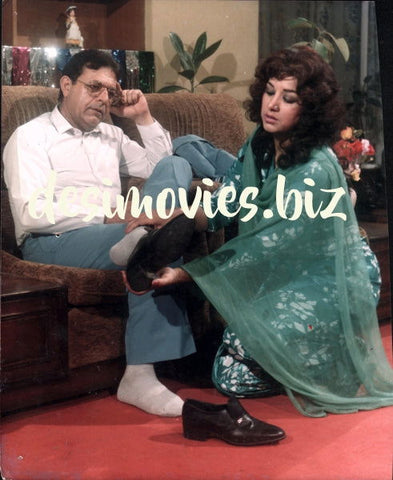 Acchoo 302 - Naghma & Masood Akhtar (1989) Movie Still - www.desimovies.biz