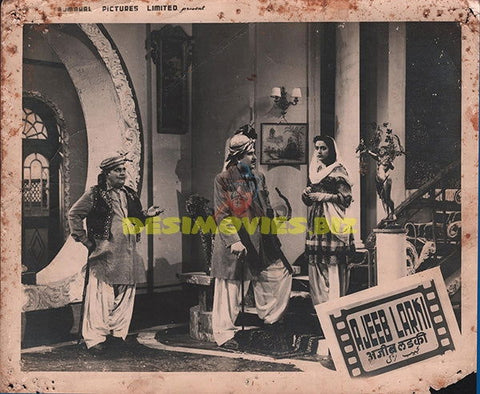 Ajeeb Larki (1950) Bollywood Movie Still - www.desimovies.biz