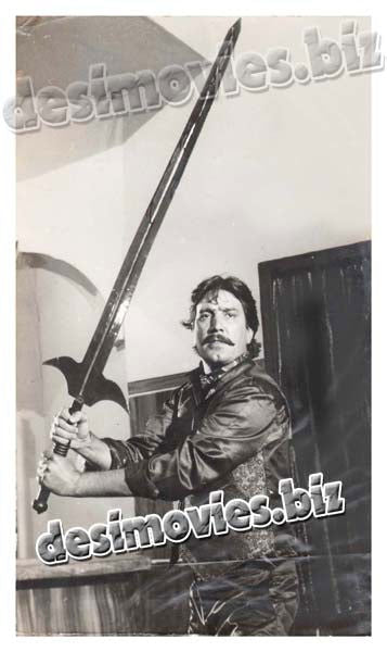 Alaqa Ghair (1993) Movie Still 3 - www.desimovies.biz