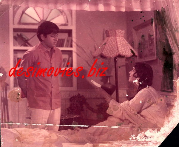 Angarey (1972) Movie Still 2 - www.desimovies.biz