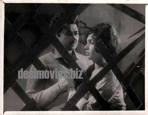 Asmat (1968) Husna & Ejaz still - Lollywood Stars - www.desimovies.biz