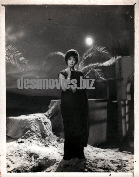 Asmat (1968) Husna still - Lollywood Stars - www.desimovies.biz