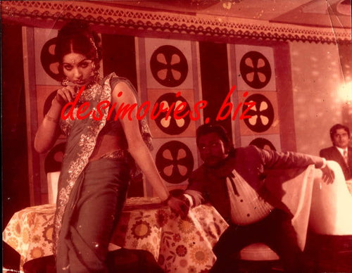 Aurat Ek Paheli (1976) Movie Still 1 - www.desimovies.biz