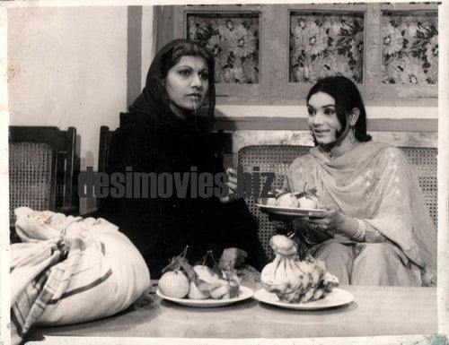 Bahar & Najma - Lollywood Stars - www.desimovies.biz