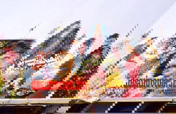 Billboard Cinema Art off the Streets of Lahore. - www.desimovies.biz