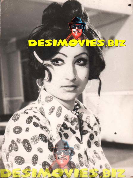 Chakori (Lollywood Star) Movie Still 3 - www.desimovies.biz