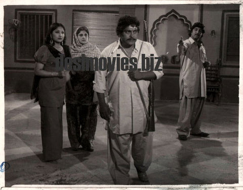 Chakori, Seema,  Iqbal Hassan, Mustafa Qureshi - Lollywood Stars - www.desimovies.biz