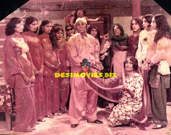 Munawar Zareef still - "girls just wanna have fun"