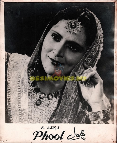 Phool (1945) - Movie Still - www.desimovies.biz