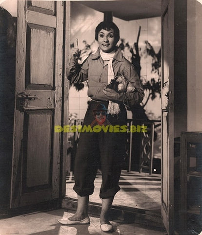 Raftar (1955) Movie Still - www.desimovies.biz