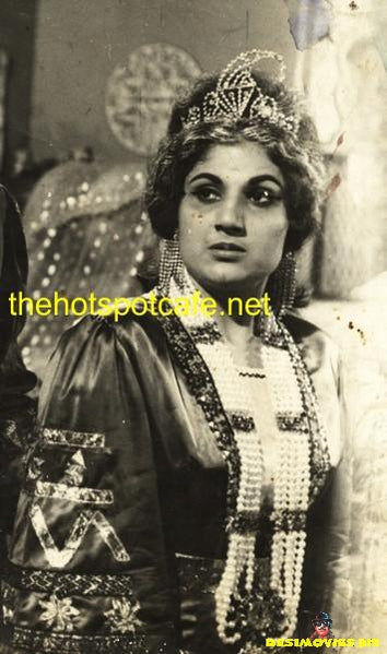 Lollywood Lobby Card - Seema - 70's - www.desimovies.biz