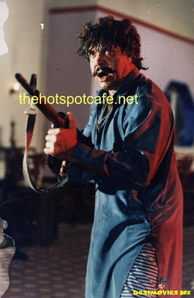 Sultan Rahi Lobby Card - www.desimovies.biz