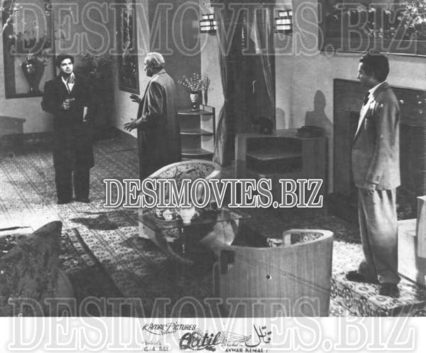 Qatil (1955) Movie Still 8 - www.desimovies.biz