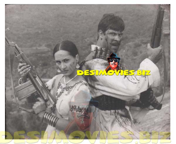 Moamar Rana (Lollywood Star) Movie Still - www.desimovies.biz