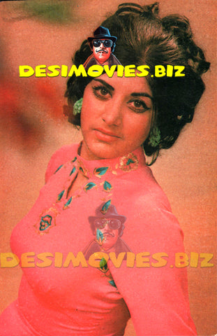 Naghma (Lollywood Star) Postcard - www.desimovies.biz