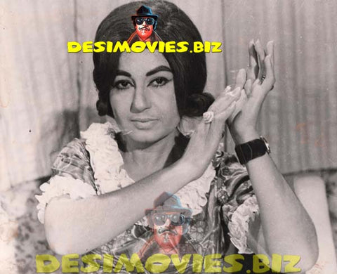 Nighat Sultana (Lollywood Star) Movie Still - www.desimovies.biz