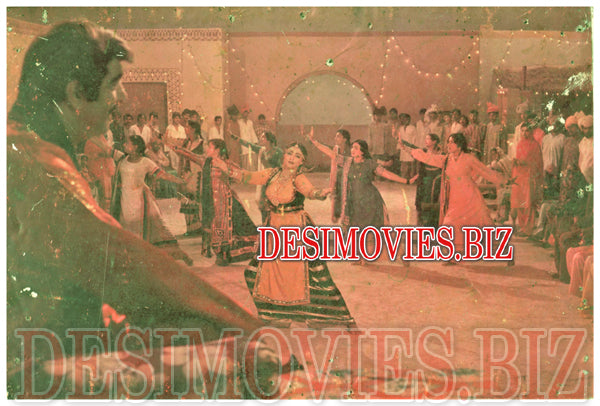 Qarz (1986) Movie Still - www.desimovies.biz