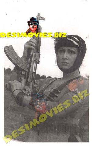 Saima (Lollywood Star) Movie Still 5 - www.desimovies.biz