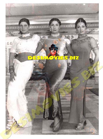 Saima (Lollywood Star) Movie Still 7 - www.desimovies.biz