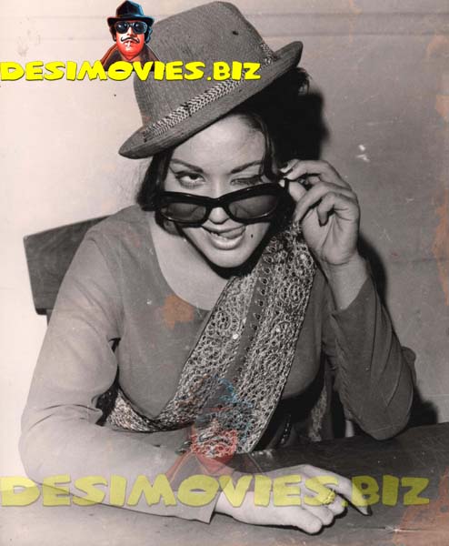 Saiqa (Lollywood Star) Movie Still 2 - www.desimovies.biz
