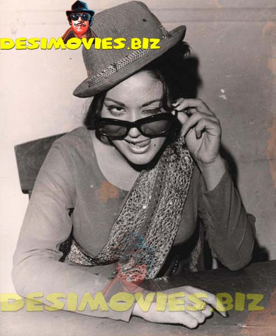Saiqa (Lollywood Star) Movie Still 2 - www.desimovies.biz