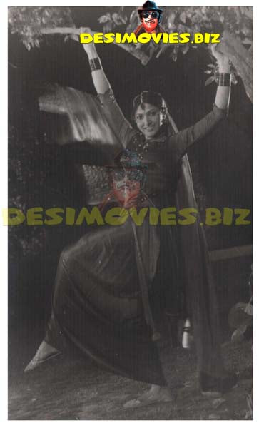 Sana (Lollywood Star) Movie Still 4 - www.desimovies.biz