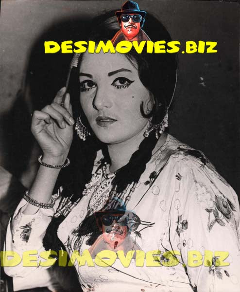 Sherin (Lollywood Star) Movie Still - www.desimovies.biz