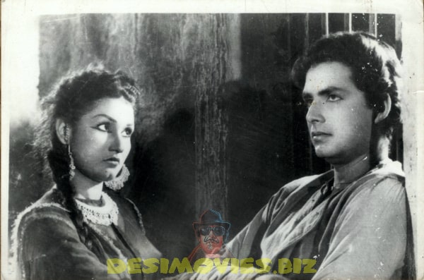 Noor Jehan with co- star - Still - www.desimovies.biz