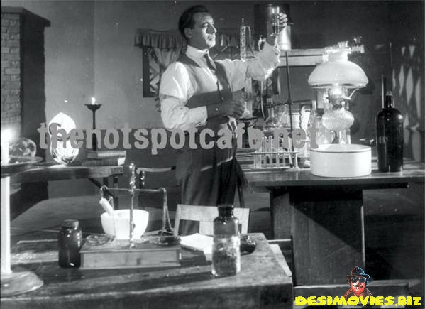 Zinda Laash AKA Dracula in Pakistan AKA The Living Corpse (1967) Movie Still 17 - www.desimovies.biz