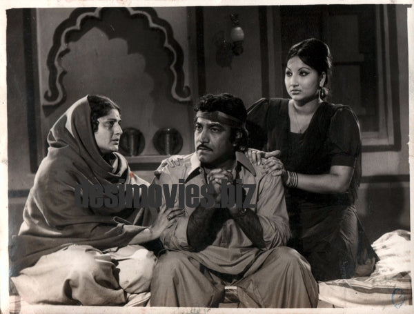 Seema, Chakori, Mustafa Qureshi - Lollywood Stars - www.desimovies.biz