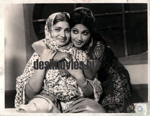 Najma, Nabeela - Lollywood Stars - www.desimovies.biz