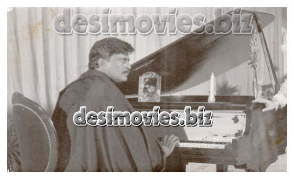 Dil To Pagal Hai (1999) Movie Still 6 - www.desimovies.biz
