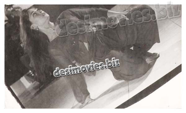 Dil To Pagal Hai (1999) Movie Still 10 - www.desimovies.biz