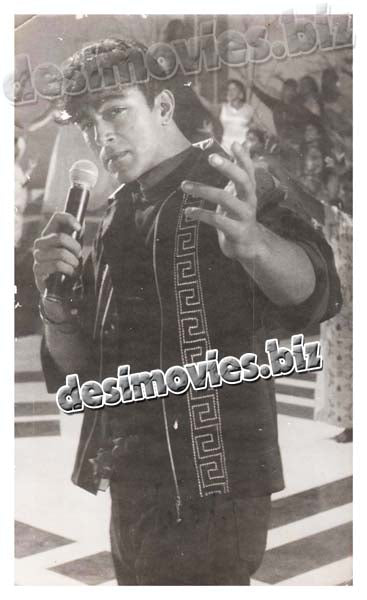 Dil To Pagal Hai (1999) Movie Still 8 - www.desimovies.biz