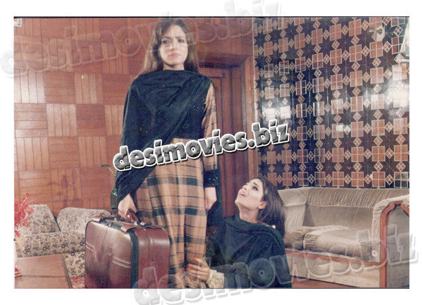 Dream Girl (1997) Movie Still 4 - www.desimovies.biz