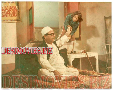 Insaniyat (1976) Movie Still - www.desimovies.biz