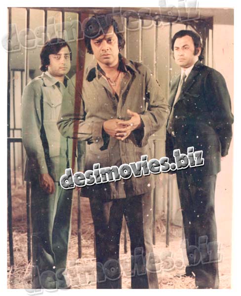 Jab Jab Phool Khiley (1975) Movie Still